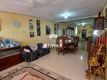TURUN HARGA!!! DIJUAL RUMAH HITUNG TANAH DI DAERAH CIPETE RAYA JAKSEL