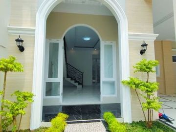 Rumah minimalis 2 lt di Rangkapan Jaya Depok 1,4 M an