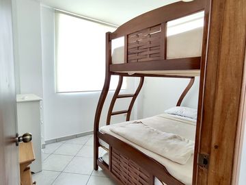 Punta Blanca, 2 casas adosadas con vista al mar, en venta.