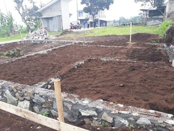 Rumah Eksotis di Pakuhaji Ngamprah Bandung Barat Mainroad Strategis