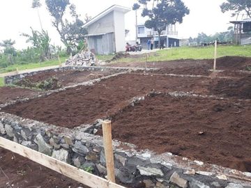 Rumah Eksotis di Pakuhaji Ngamprah Bandung Barat Mainroad Strategis