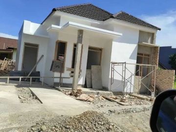 Dijual Rumah Baru di Jl. Gunung Ledang Kota Padang
