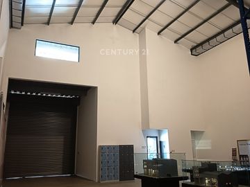 Gudang Strategis Dekat Bandara Soekarno Hatta