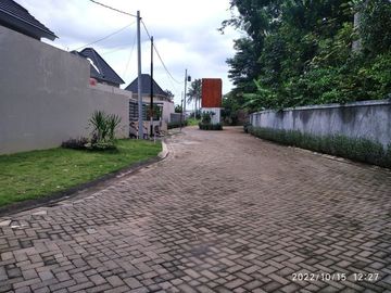 Rumah cantik 3 menit ke kampus unika BSB Mijen Semarang Barat