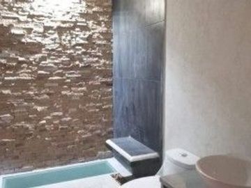 CASA EN FRACCIONAMIENTO EN BURGOS, TEMIXCO, MORELOS.