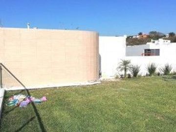 CASA EN FRACCIONAMIENTO EN BURGOS, TEMIXCO, MORELOS.