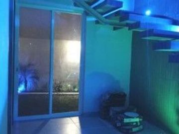 CASA EN FRACCIONAMIENTO EN BURGOS, TEMIXCO, MORELOS.