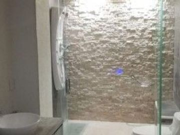 CASA EN FRACCIONAMIENTO EN BURGOS, TEMIXCO, MORELOS.