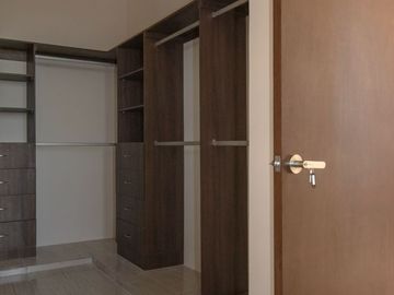 CASA EN VENTA EN MERIDA, EN PRIVADA CON AMENIDADES UBICADO EN ZONA DE CONKAL