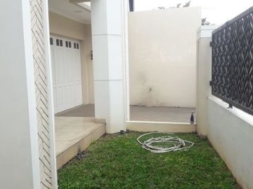 Strategis Mewah 2 Lt Luas Semifurnish Bambu Duri Duren Sawit Jakarta