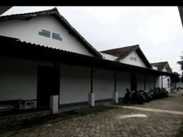 Warehouse and office for sale in Buahbatu Bandung City