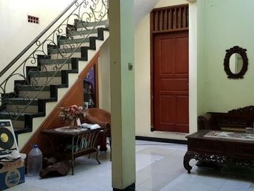 Rumah Luas Asri Sejuk Sarono Jiwo Prapen Jemursari Surabaya Selatan