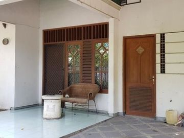 Rumah Luas Asri Sejuk Sarono Jiwo Prapen Jemursari Surabaya Selatan