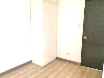3BR TOWNHOUSE NEAR TIRONA HIGHWAY AND GEN. EVANGELISTA ST