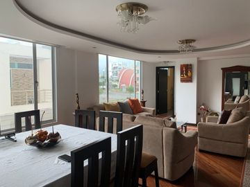 Venta Departamento Duplex Jardines de Amagasi Embajada Americana