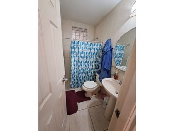VENTA DE CASA CON PISCINA EN BRISAS DEL GOLF $260,000 #528