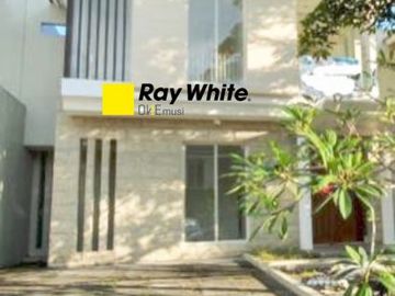 Dijual Rumah Greenhill, Citraland, Surabaya
