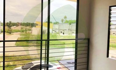 Elegant Single Attached Houses in Eastland Estate Liloan