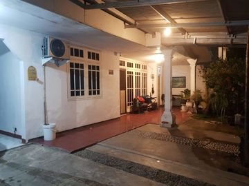 Rumah Tenggilis Mejoyo Utara 4.9M Nego