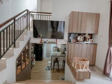 Dijual Rumah Cantik Omaha Village Gading Serpong Siap Huni Lokasi Strategis Sudah Renovasi