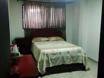 SE VENDE EXCELENTE CASA EN LOS ALCÁZARES CON RENTA, MANIZALES