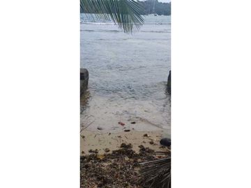 Terreno En Venta Frente Al Mar En Puerto Lindo