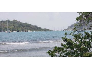 Terreno En Venta Frente Al Mar En Puerto Lindo