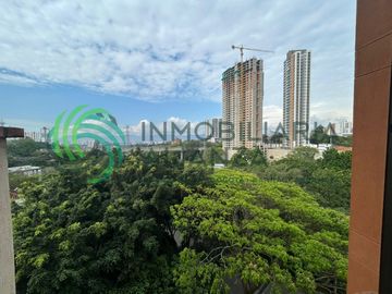apartamento en venta en la floresta. Cod V61885