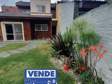 Venta chalet con pileta  en  Gral Rodriguez