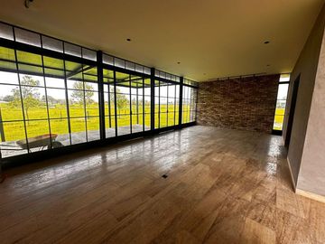 CASA EN VENTA EN VIÑEDOS DEL POLO
