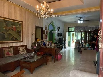 Dijual Rumah Nyaman Dan Strategis Di Ciputat