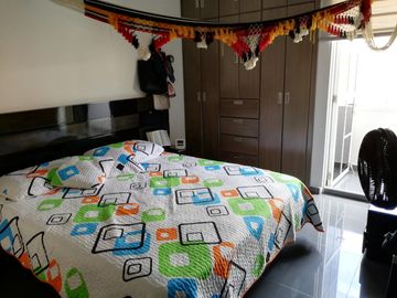 VENDO LINDA CASA REMODELADA Y REFORMADA EN PORTAL DE OVIEDO - ANILLO VIAL