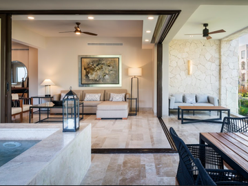 Departamento, alberca privada de lujo en  Playa del Carmen