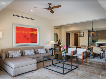 Departamento, alberca privada de lujo en  Playa del Carmen
