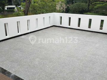Rumah Bagus Suasana Asri di Sutera Alba Alam Sutera, Tangerang