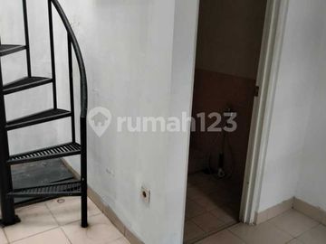 Rumah Bagus Suasana Asri di Sutera Alba Alam Sutera, Tangerang