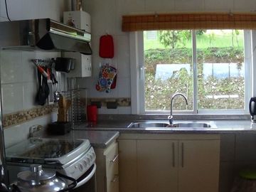 CASA EN CONDOMINIO ALIHUEN , BAHÍA COIQUE