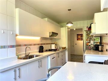 Departamento en Venta en Depto en venta remodelado 4D4B Estar| Gran Vista| Las Condes| One Propiedades