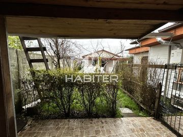 Casa en venta de 3 dorm. en Curicó los niches