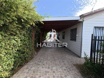 Casa en venta de 3 dorm. en Curicó los niches