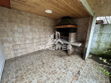 Casa en venta de 3 dorm. en Curicó los niches