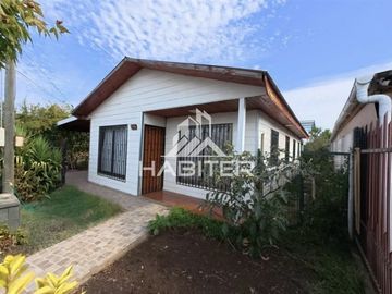 Casa en venta de 3 dorm. en Curicó los niches