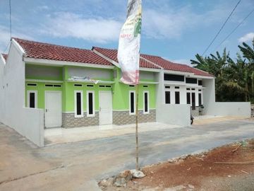 UNIT TERBATAS RUMAH SIAP HUNI DIJUAL DICITAYAM DEKAT STASIUN
