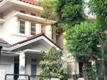 Rumah Dijual Graha Family Surabaya KT