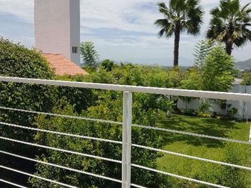 Casa-Condominio en Burgos Bugambilias, Temixco, Morelos  Condominios y bienes raíces en venta al sur de Cuernavaca, Morelos