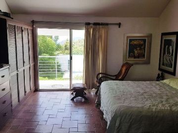 Casa-Condominio en Burgos Bugambilias, Temixco, Morelos  Condominios y bienes raíces en venta al sur de Cuernavaca, Morelos