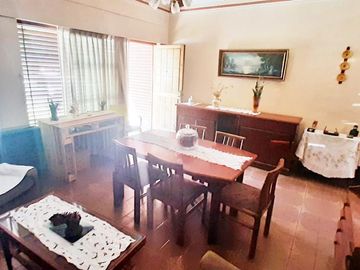 Casa - Castelar Norte