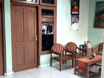 Rumah Luas di Perumahan Puri Hutama Klaten