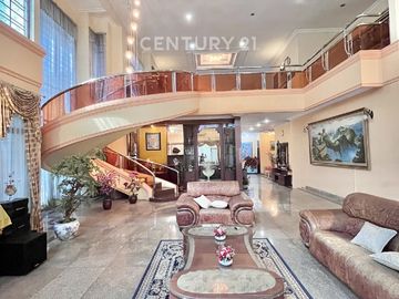 DIJUAL BANGUNAN RUMAH KOMERSIL DI TOMANG JAKARTA BARAT
