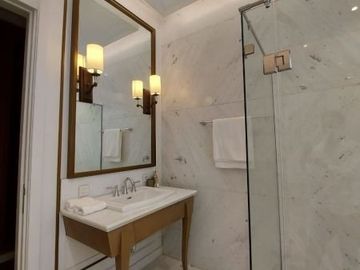 Townhouse Baru Mewah 3 Lantai Di Lebak Bulus